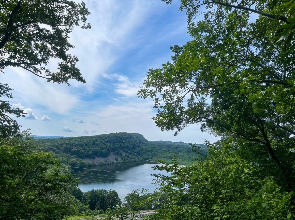 Mount Higby β photo 1